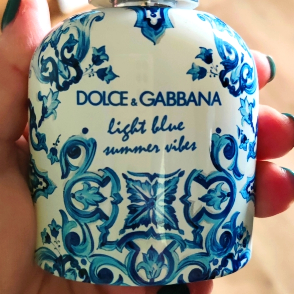 2.5oz Dolce & Gabbana Light Blue Summer Vibes Perfume